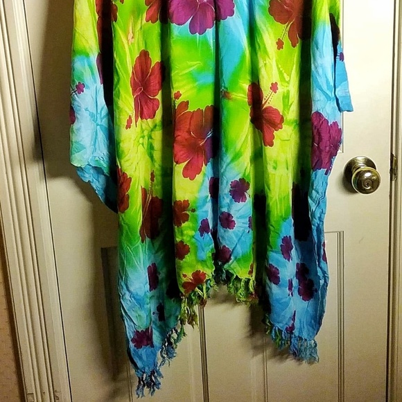 Bright Sari Poncho - Picture 2 of 2